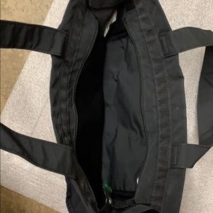 Lacoste Bags - Lacoste hand bag Lacoste Bags - Lacoste hand bag